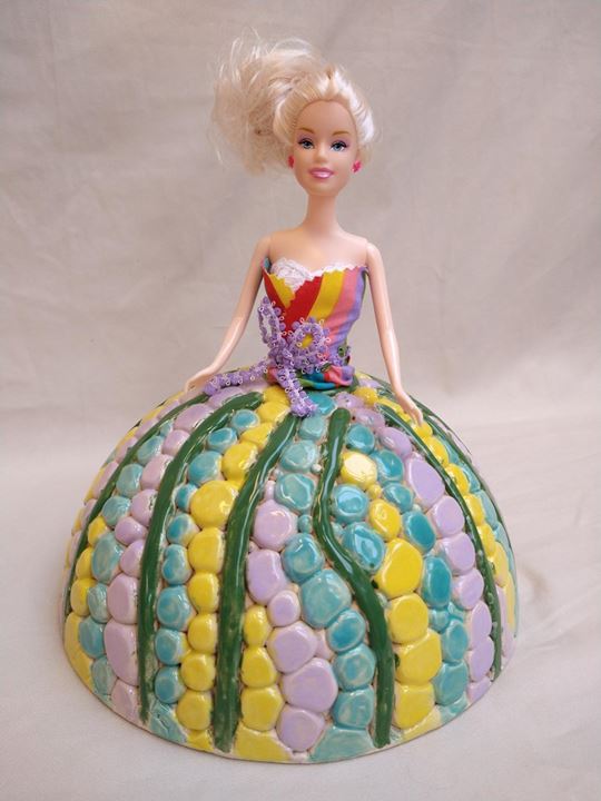Grote afbeelding Barbie met keramieken jurk